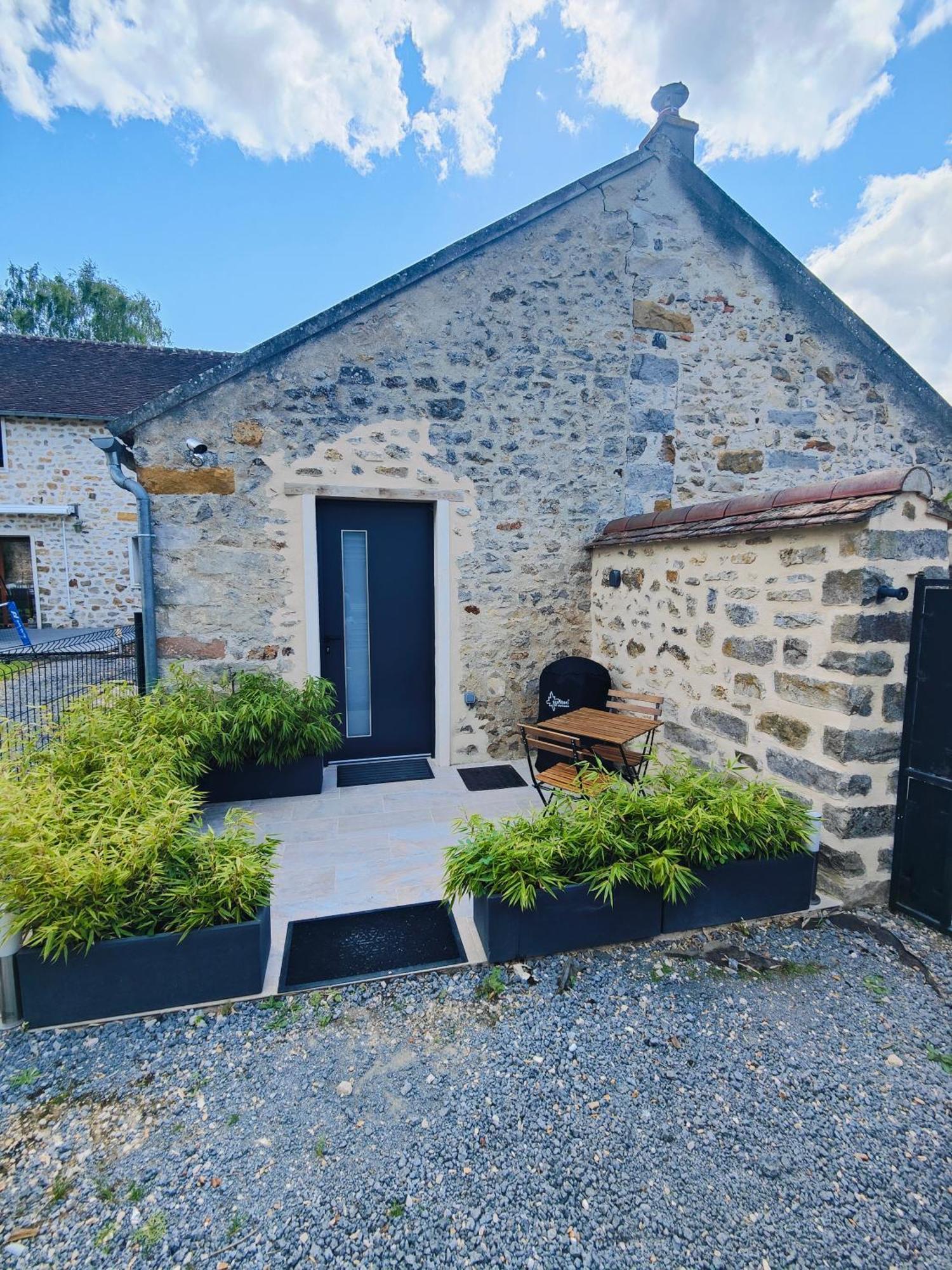 Maisonette Proche De Fontainebleau Ville-Saint-Jacques Ngoại thất bức ảnh